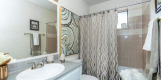 La Estancia Apartments Gallery 16