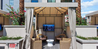 Seventyone15 McDowell Gallery 16