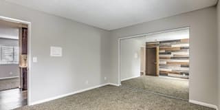 Del Amo Place Apartment Homes Gallery 19