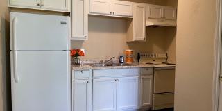 Kelly Apartments Gallery 1