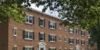 Eaton Square at Arlington Ridge Gallery 27