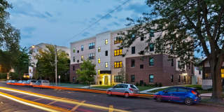 West Grand Avenue - Student Housing Gallery 17