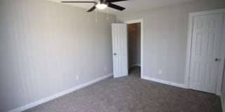 Towne Lake Apartments Gallery 6