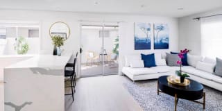 The CitiZen South Bay on W235 Gallery 9