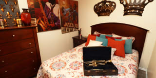 Alexis Park Gallery 31