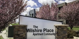 Wilshire Place Apartments Gallery 20