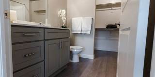 The Lofts at 5 Points Gallery 16