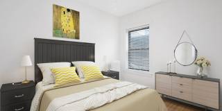 634-42 West Cornelia Gallery 17