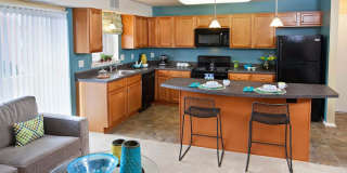 Lakeshore at Hampton Center Gallery 3