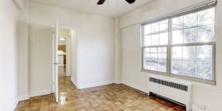 The Roberta Gallery 9