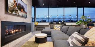 Bell Alderwood Gallery 39