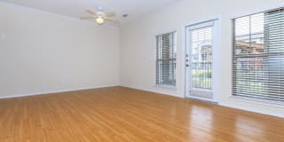 Cypress Creek Apartment Homes at Wayside Drive Gallery 97