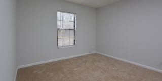 Jamestown Manor Apartments Gallery 27