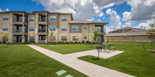 Hunters Crossing Gallery 37