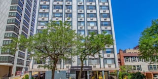 500 West Belmont Gallery 15