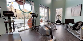 Yugo Greenville Uptown - Student Housing Gallery 62