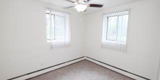 Riverside Flats Gallery 23