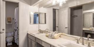 Algarita Lakeside Gallery 17