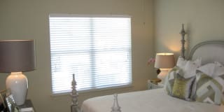 Cross Creek Village Gallery 12