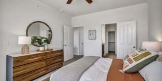 Avenues at Creekside Gallery 38