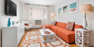 515 West Barry Gallery 6