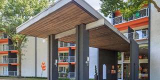 The Pearl at Midtown Gallery 9