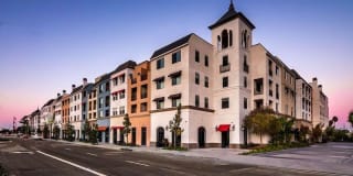 Renaissance at City Center Gallery 20