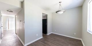 Oakdale Square Apartments Gallery 15