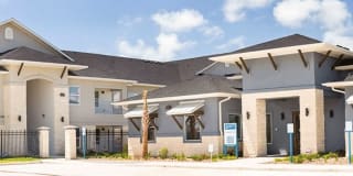 Northshore Place Apartments Gallery 18