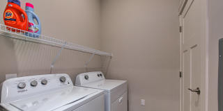 Midtown Flats Gallery 8