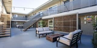Mosaic at Western Apartments Homes Gallery 34
