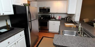 Camden at Bloomingdale Gallery 4