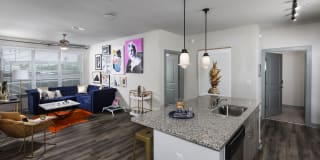 Yugo Greenville Uptown - Student Housing Gallery 29