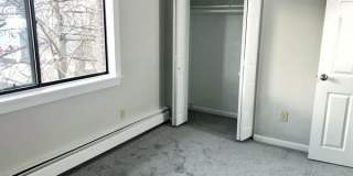Oakland Heights Apartments Gallery 10