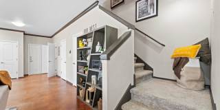 Heron on Hausman Gallery 36