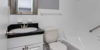 Lakewood Oaks Gallery 6