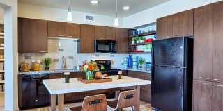 The Curve at Melrose Gallery 3