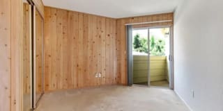 Nelk Manor Gallery 22