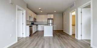 Capitol Square Gallery 3