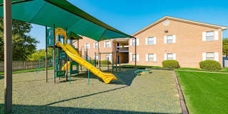 Shelby Grove Apartments Gallery 21