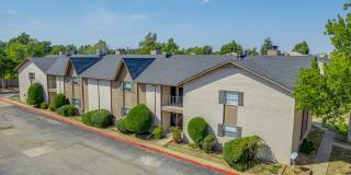 Esplanade by the Lake Gallery 6