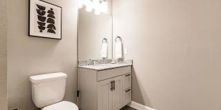 Vantage Apartments Gallery 32
