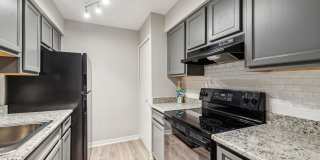 The Lake Shore Apartments Gallery 10