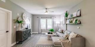 Vantage Apartments Gallery 3