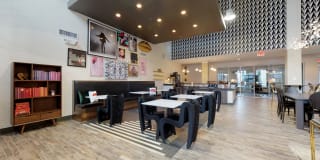 Yugo Greenville Uptown - Student Housing Gallery 49