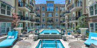 La Belle at Hollywood Tower Gallery 18