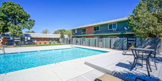 THE Q AT UPTOWN Gallery 47