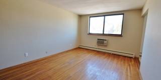 Randolph Avenue | 1172 Gallery 23