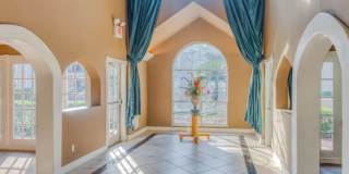 Kingswood Village Apartments Gallery 11