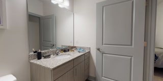Yugo Greenville Uptown - Student Housing Gallery 69